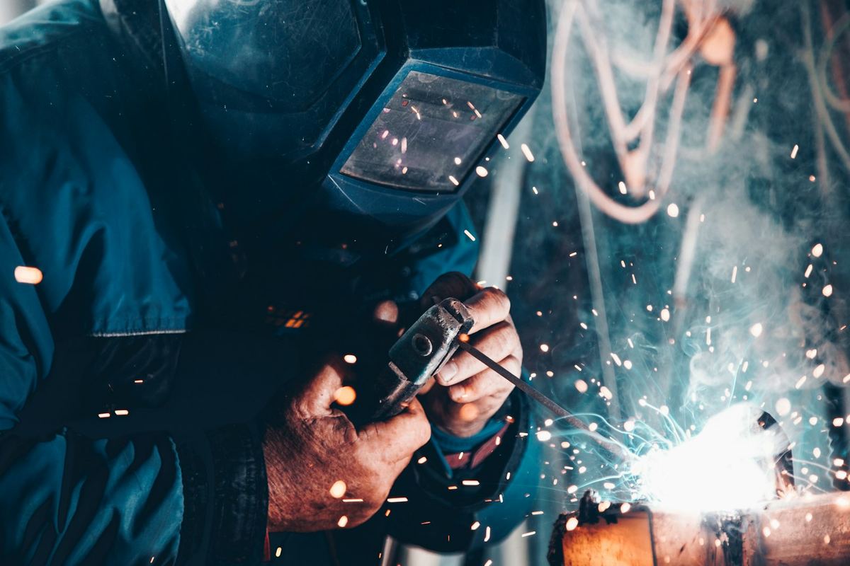 OPPGATE window and glass production workshop